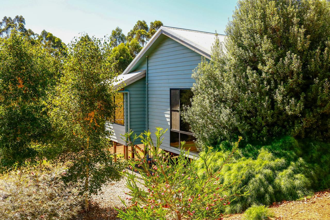 Rainbow Trail Chalets Pemberton Exterior foto